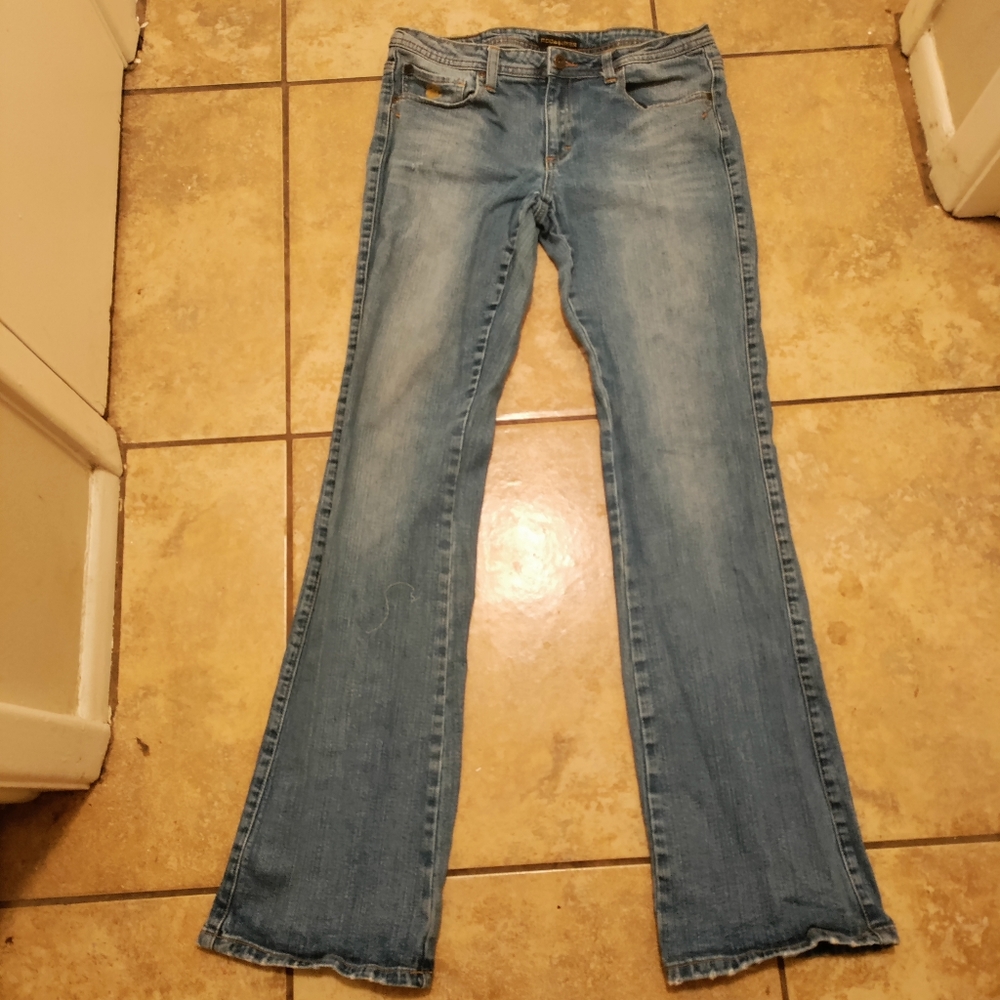 🪷ROCAWEAR Vintage Medium Wash Bootcut Tall Jeans! Great fit & quality. Size 9